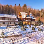 Gazdowka Sniadania Wanna Termalna 스클라르스카포렘바