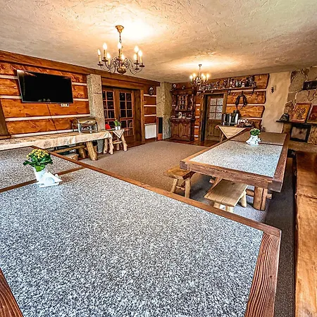 Willa Gazdowka Noclegi Szklarska Poreba Sniadania Wanna Termalna Rum i privatbostad