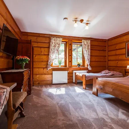 Willa Gazdowka Noclegi Szklarska Poreba Sniadania Wanna Termalna שצ'קלארסקה פוראובה