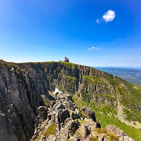 Willa Gazdowka Noclegi Szklarska Poreba Sniadania Wanna Termalna שצ'קלארסקה פוראובה