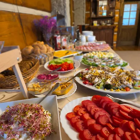 Rum i privatbostad Willa Gazdowka Noclegi Szklarska Poreba Sniadania Wanna Termalna