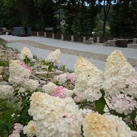 Rum i privatbostad Willa Gazdowka Noclegi Szklarska Poreba Sniadania Wanna Termalna *